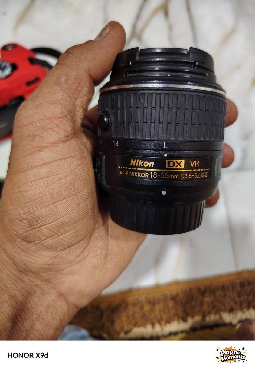 نيكون 5200D   
العدسة 18-55
بطارية عدد 2 اصلي وكاله 
شاحنه عدد1
حزام  كتف 
سداد عدسه
كفر جيلاتين 
مكاني ناصريه وموجود توصيل


**إذا كنت صاحب هذا الإعلان وتريد حذفه لأي سبب، رجاءا أرسل رسالة إلى الدعم الفني**