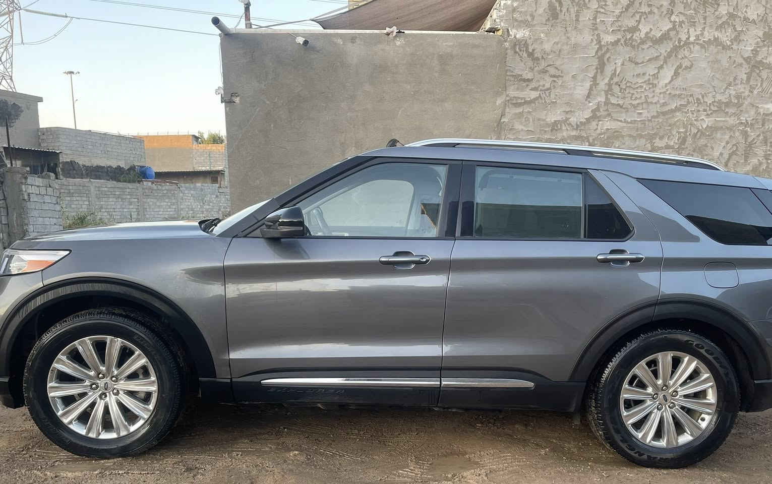 🔥 فورد إكسپلورر 2023 Limited VIP
الوحش الأمريكي – فول مواصفات

💰 السعر: 229$
 • شاشة 12 إنج
 • فتحة بانوراما
 • نظام صوتي 10 سماعات
 • بصمات 5
 • كير 10 نمر
 • محرك 2300 تيربو (يقبل كل أنواع البنزين)

📥 دخول جديد – المستورد
🗓️ هزة كاملة 2026

🔧 تحتاج ضفيرة لايتات أمامية + ترتيبات بسيطة
🚗 حالة وكالة، جام لغ ربع صبغ مع تبديل بنيد

📍 بغداد / المحمودية – ناحية الرشيد
📞 ***********
