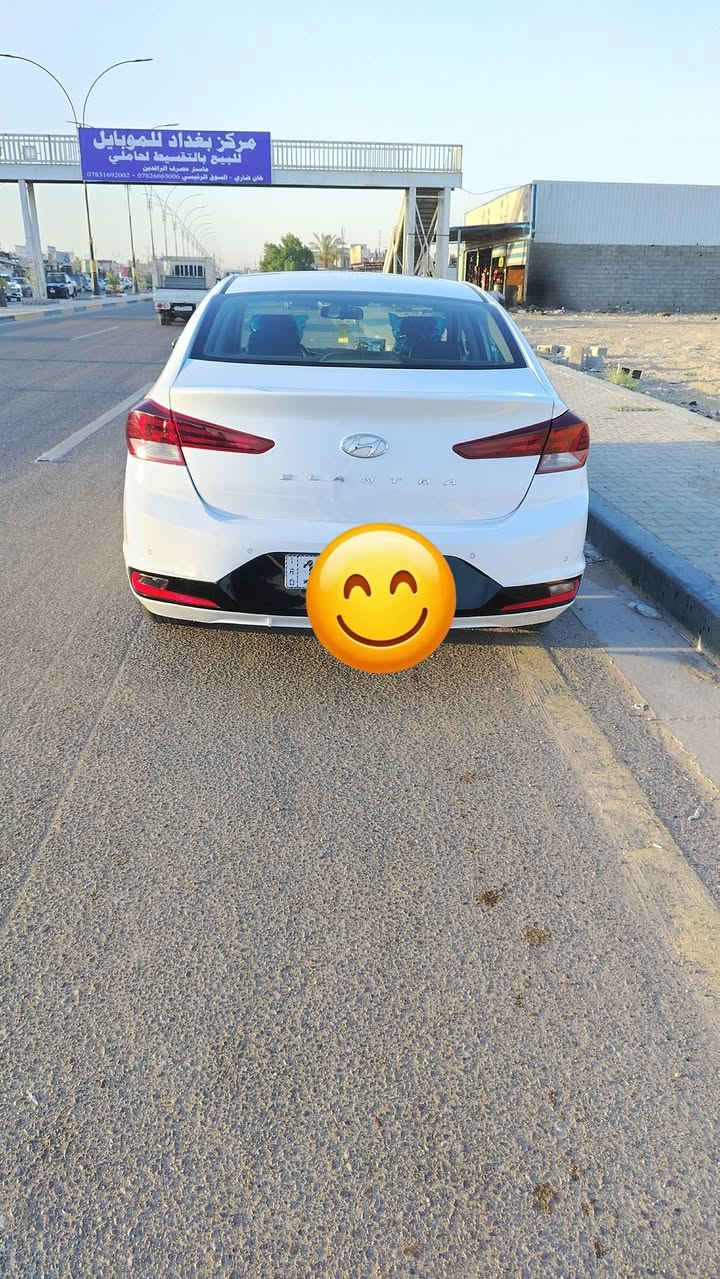 السلام عليكم 

النترا خليجي ١٩ بيها بارد بكصة البنيد ودوسه صبغ

فول مواصفات 

بصمه 

حساسات خلفي + امامي 

فتحه 

مري شفط +اشاره 

شاشه حجم جبير

جنطه كهربائي تفتح عند الاقتراب 

 

رقم بغداد انكليزي + مشروع وطني 

ب اسمي السياره مداور ثاني يوم 

جاهزه السياره لاخر حبايه 

رقم الهاتف ***********
مكاني بغداد  ابو غريب
