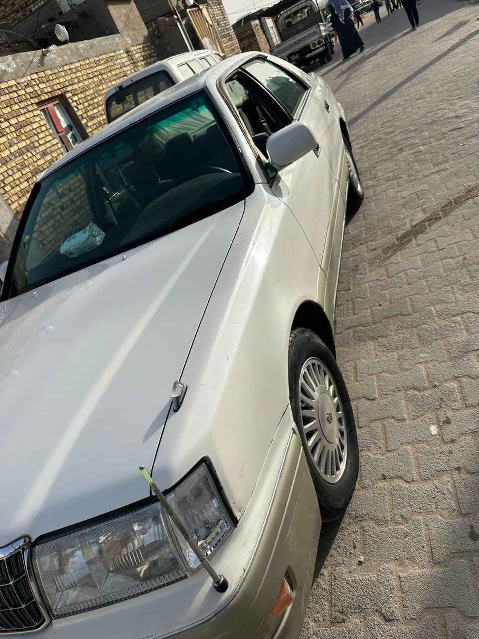 سلام عليكم  
للبيع راس الثور فلات
 رقم انبار نكليزي  بسمي
مكفوله كفاله عامه السعر 99 وبيه مجال حك الجيه 
رقم ***********
