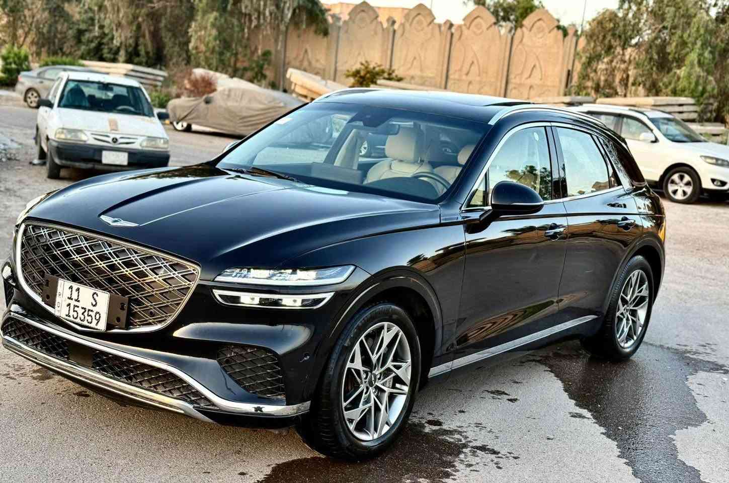 Genesis Gv70 2.5T Awd

وارد امريكي صور الحادث ورقم الشاصي بالمنشور تبديل بابين وجاملغ والبنيد مصلح ومصبوغ 
رقم بغداد شهداء وكالة عامة بسم المشتري

موديل 2024
مكينه 4 سلندر 2500 تيربو
دفع رباعي 4X4
سقف بانوراما 
بصمة تشغيل
بيبان بصمة
صندوق بصمة كهرباء 
كشنات خزّن ميموري 
كشنات جلد + تدفئة + تحكم كهرباء 
تدفئة ستيرن
شاشة كبيره 
نظام GPS
شاحن لاسلكي
كير ماوس
شفتات بالستيرن
تحكم ستيرن كهرباء 
رادار خلفي وامامي
رادار جانبي (نقطة عمياء)
حساسات خلفية
مري شفط وقلاب وترحيب
5 وضعيات قيادة 
وبعد هواي مواصفات 
السعر 225 وبيها مجال بسيط بيع او مراوس حسب القناعه
*********** بغداد, العراق

