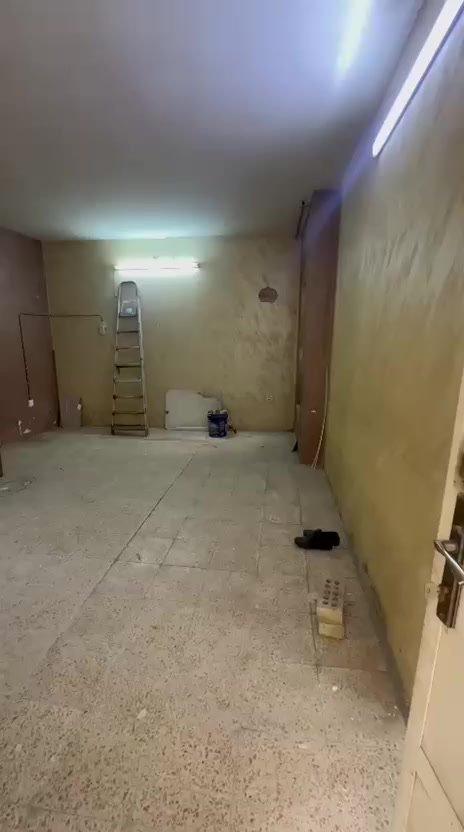 للايجار مشتمل معزول طابق اول حي القاهرة الضباط يحتوي على استقبال ومطبخ وخدمات وغرفتين نوم
للاستفسار ***********
***********
