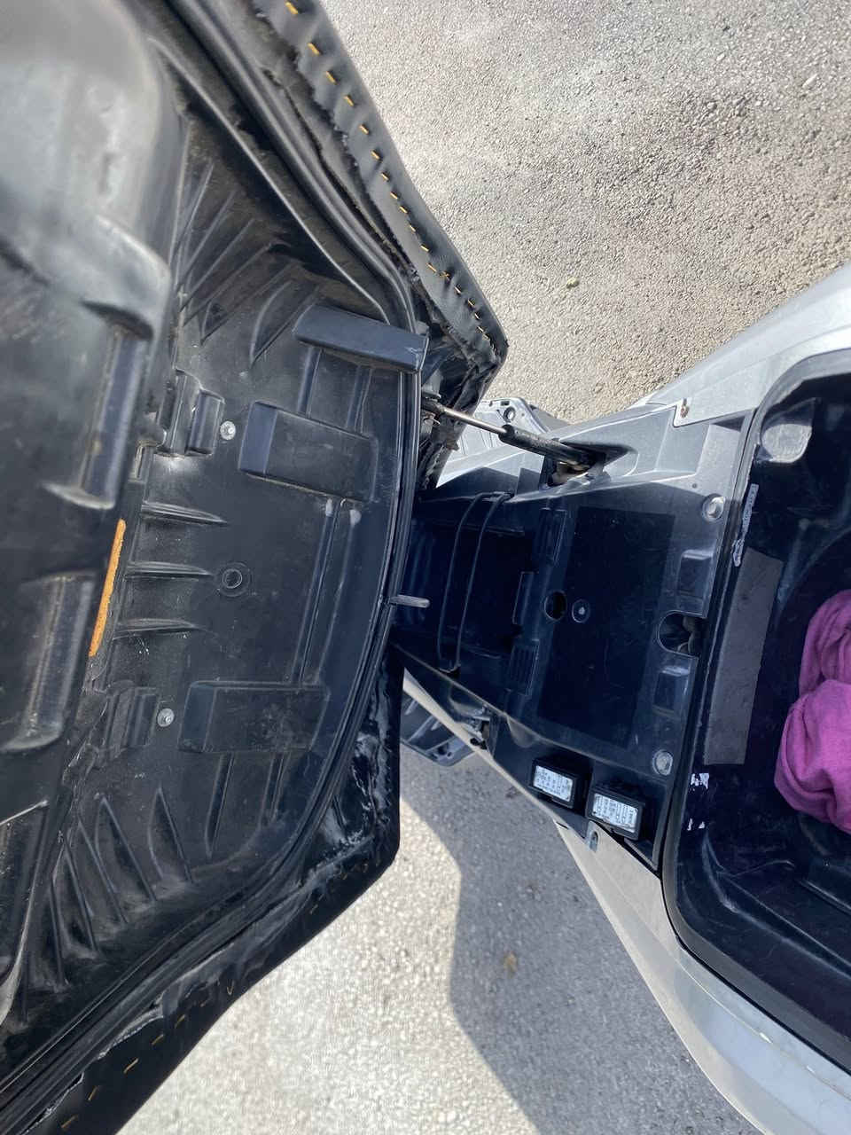 يالله السلام عليكم
سلفر ونج 600 مكينه مكفوله كفاله عامه جيب فيتر وتجي 

كهربائيات كلهه شغاله ولمقطع موجود اوفر شغال سايد بريك شغال بل مكان  كشن مدوشم جديد عالي ناصي اشاير كلهه شغاله دبلات اماميه بل كارتون تايرات قبل سبوع شادهن باتري بل كارتون دهن اول بارحه مبدل دسكات خلفي وسايد بريك قبل يومين مبدلهن يشهد الله مسويلهه ادامه عامه ستان الصفح بي حساس هم شغال شحن تلفون شغال كلهه شغاله بيع مستعجل سعر مليون 600 مكاني بغداد الزعفرانيه رقم تلفون ***********
