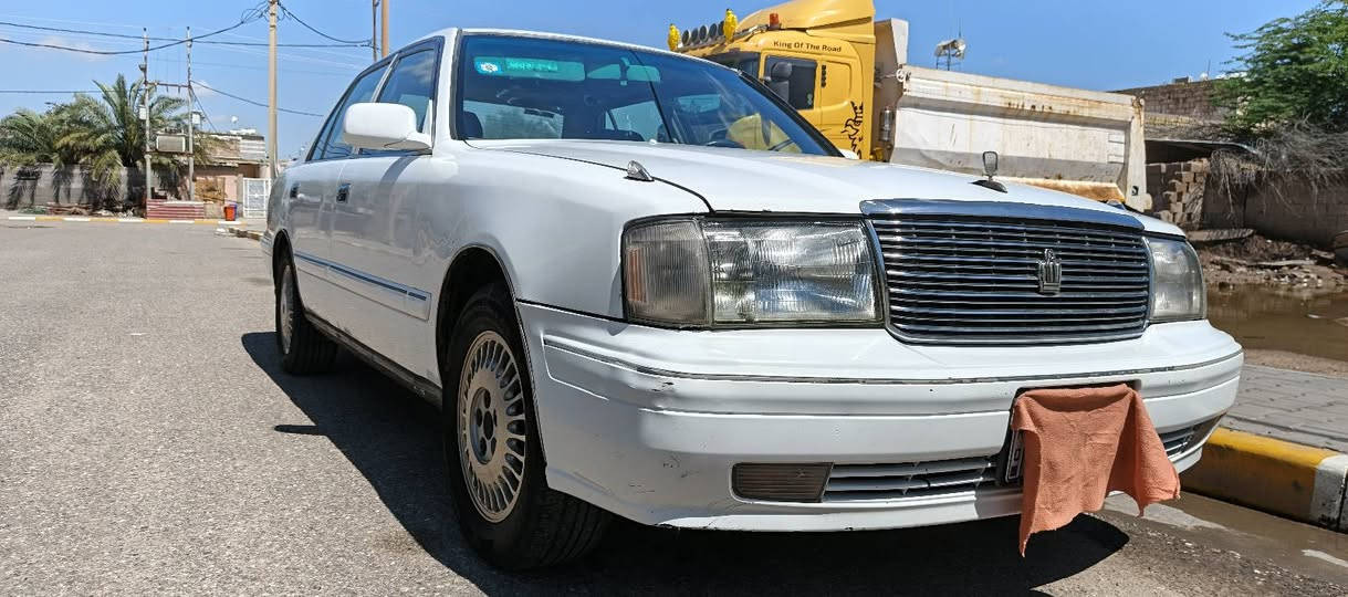 اللهم صل على محمد وال محمد
راس الثور تكم محور السياره كفاله من كصه ونقل وضربه قويه 
وكذالك مكينه وكير جدد استوه شاهدن حاويه 
السياره مثل ماتشوفون بالصور نظيفه ومرتبه 
السياره سنويه وهزه جديده وانه راعيها مداور ثاني يوم 
حداديه 75 ٪ زوج تاير مكان السياره البصره / الفاو 
السعر 85 $  بيع او مراوس بكوري اصفر 
رقمي ***********
