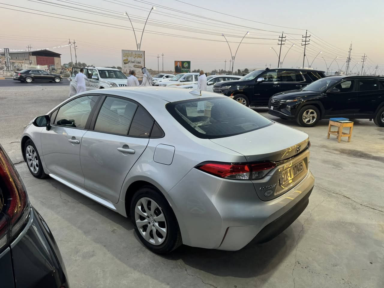 السلام عليكم كورلا موديل 2023 دخول جديد رقم جديد حادث
وسونار موجود ورقم الشاصي بالمنشور بس بنيد بدون اي دواخل بيه داير الجاملوغ الخلفي والباب كلير بامريكا مقل ماموضح ارباك استيرن السعر 148 مجال قليل ***********
