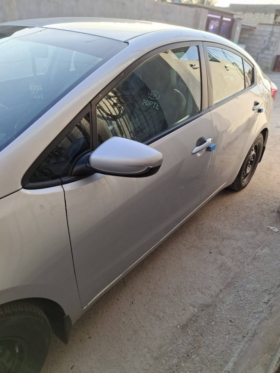 السلام عليكم ورحمه الله فورتي للبيع 2016 السياره نظيفه معنى كلمه السعر 110 ***********
