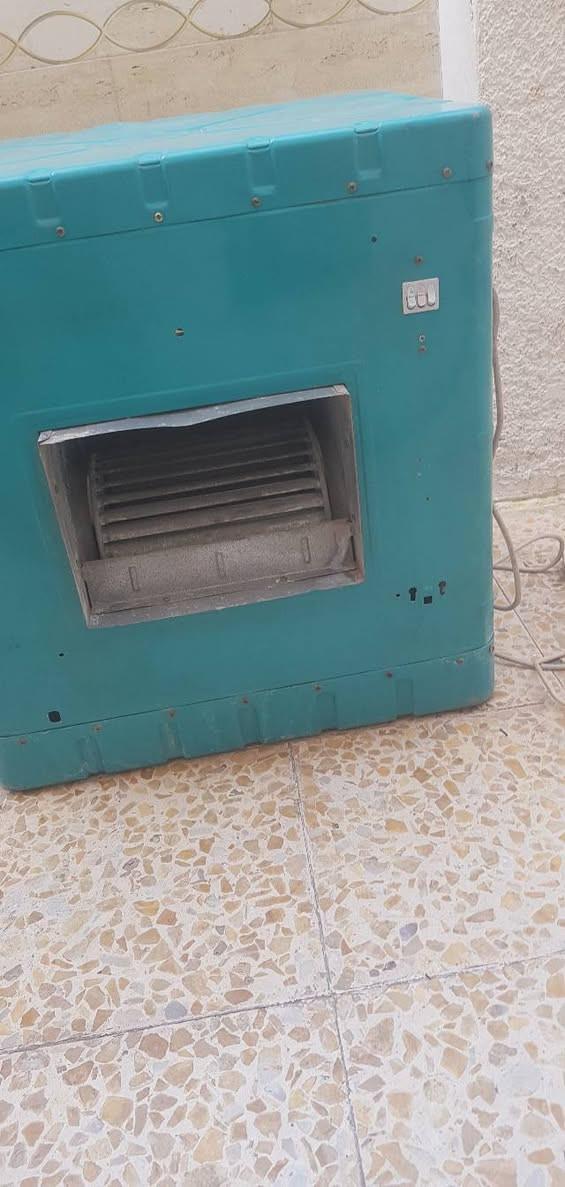 برفاب للبيع السعر 90 وبيه مجال العنوان بغداد مدينة الصدر لتواصل على الفيس او الاتصال ب *********** يوجد واتساب
