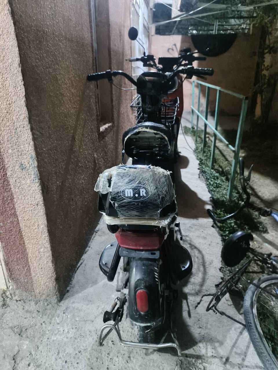 بايسكل شحن مابي أي عيب أربع كيوره                       وسعر كلش مناسب  تعال خاص


**إذا كنت صاحب هذا الإعلان وتريد حذفه لأي سبب، رجاءا أرسل رسالة إلى الدعم الفني**