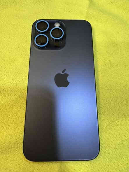 السلام عليكم 
ايفون 15برو ماكس ذاكره 256
بطاري100‎%‎امبدله 
ومبدل بي شاشه 
العنوان حله حي الامام 
***********
السعر790
