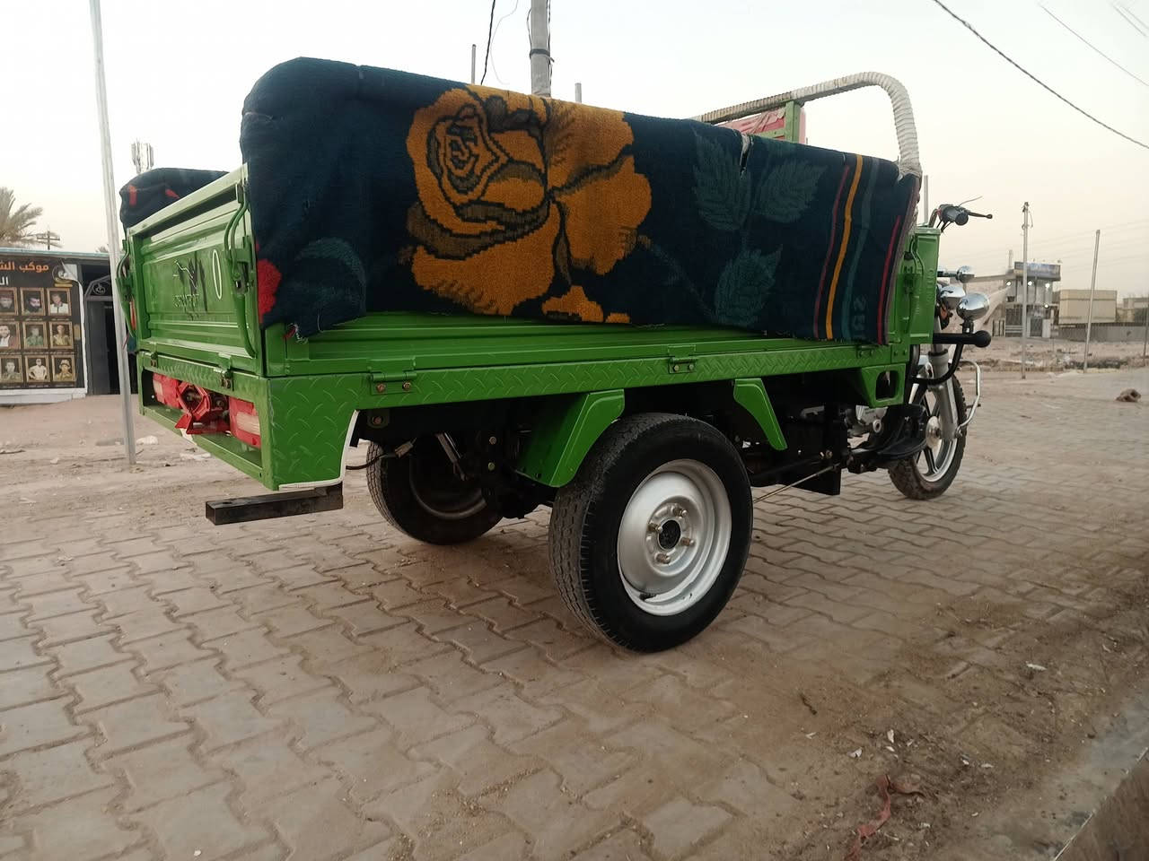 البيع ستوته 23طالعه ب24
مكفوله ولا برغي مفتوح بيه مكان الحوالي فريحه السعر ب2400 رقم ***********
