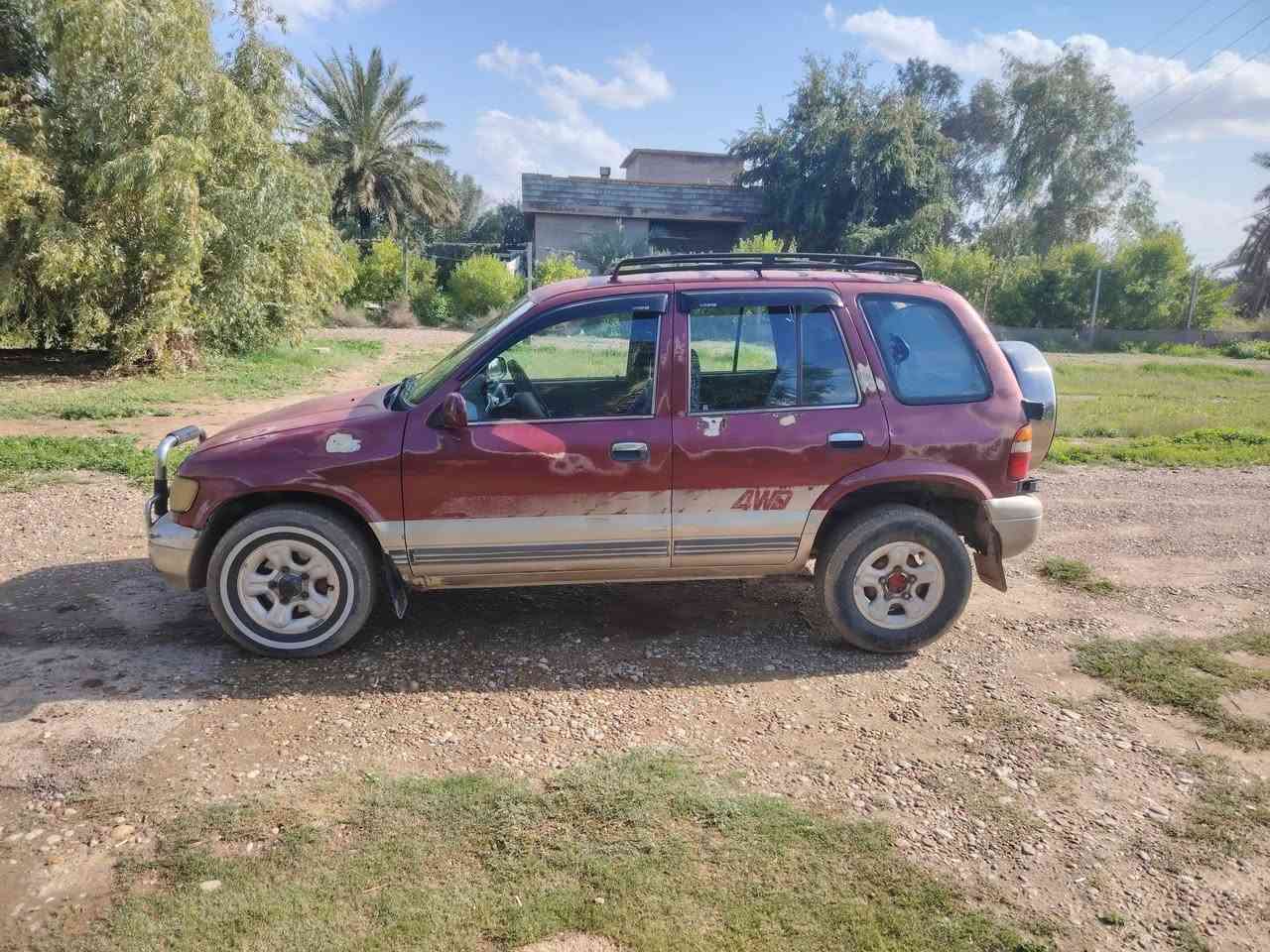 سلام عليكم كيه سبورتج موديل ٩٤ بلاديه تخم تاير جديد باتري جديد كامره مسجل شاشه تدفئه تبريد خير من الله بسمي تحويل مباشر رقم نكليزي داخل بلادي مكينه وكير وتو خير من الله *********** غير متواجد علا الفيس واتساب سعر 38 بيهه مجال حك الجيه فقط
