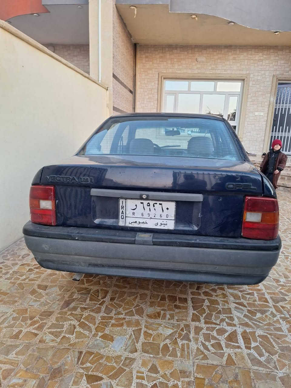 فكتره توماتيك حجم ١٨ اصلي  كير ومحرك شرط بدون تقحيل كربون نفط بيه سنويه عضم  شرط تحويل وكاله  عنوان موصل حي القاهرة //*********** السعر ٤٥
