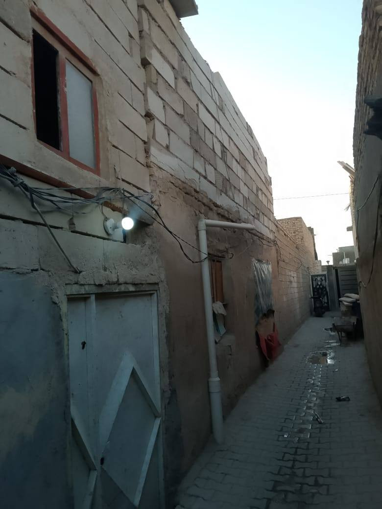 مكلف بنشر
هذا رقم صاحب البيت بي وتساب وعلى خط 
***********
سعره ٢٥ او مرواس بيت ١٠٠م 
عندي بيت ببالرضويه السابعه ٨٠ م يم جامع الزهراء بي غرفه وصاله ومطبخ وحمام اكدر احصل مرواسه بيت ١٠٠ م
