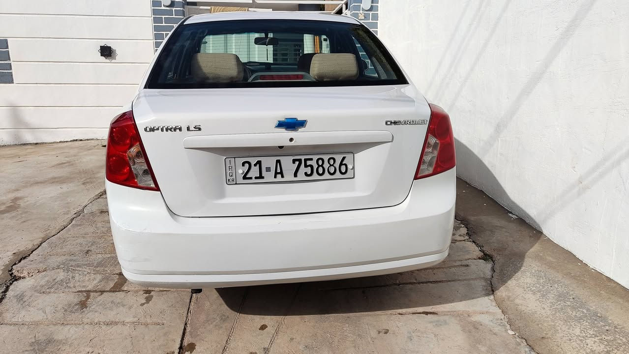 سلام عليكم 
اوبترا للبيع او مرواس رقم سليمانية بسمي 2010سيارة صبغ بدون دواخل 3قطع السعر 77بيها مجال مكان ديالى خانقين  
***********
