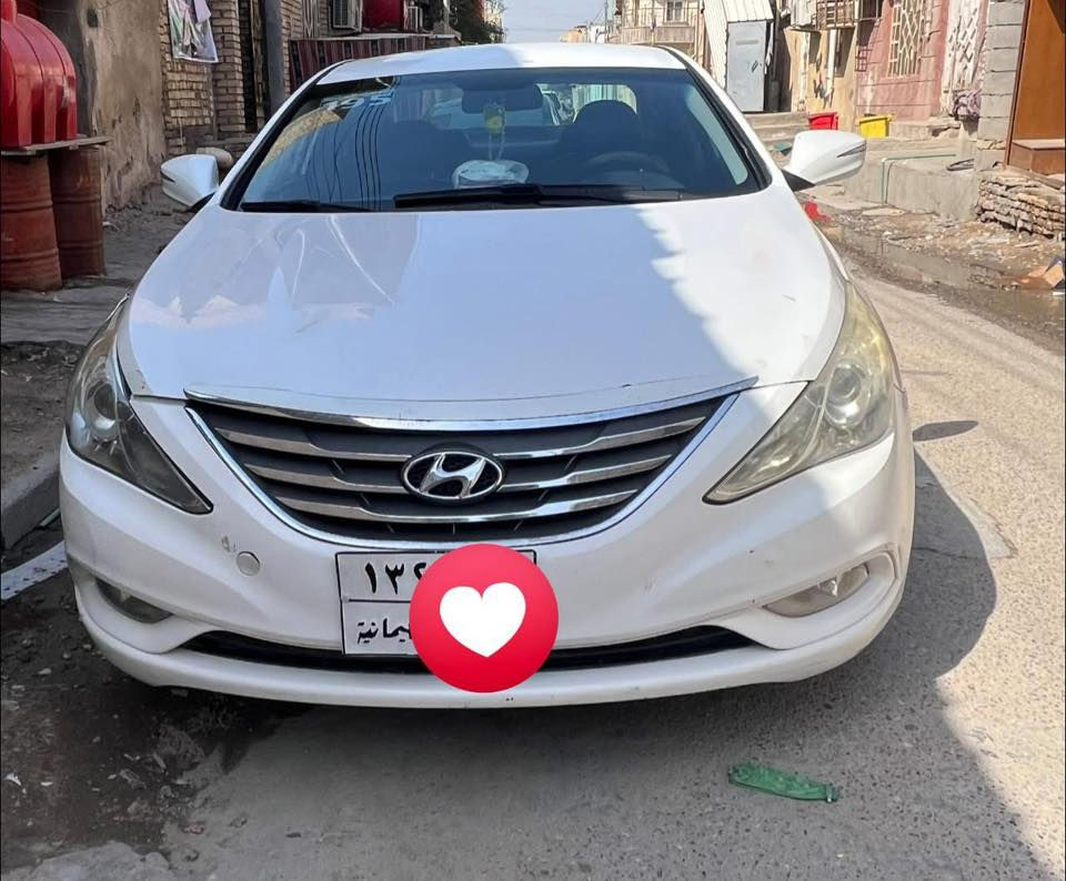 أدوات #أدوات ادوات
سوناتا فول مواصفات   بصمه كشنات تدفئه مرايات كهربائيه 
تبريد قطعتين. //كص جنطه //
متومه ارقام وسنويه مديل 2013 //
العنوان //البصره
السعر 55 بيها مجال
هـ***********
