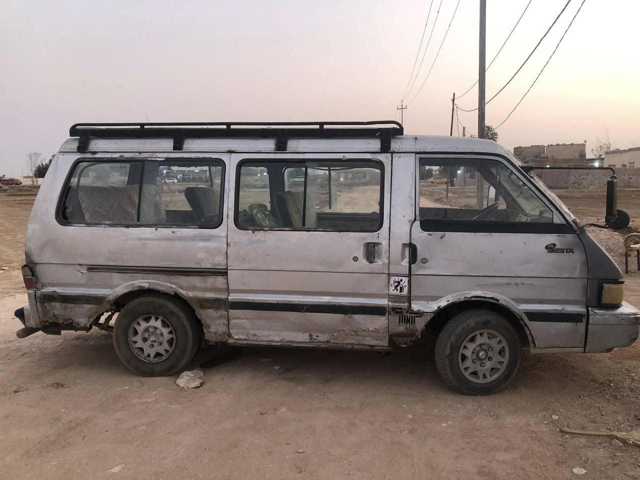 كيا بستا للبيع رقم نكليزي سنويه لل٣٠كير مكينه اكسن نضيفات حداديه جديده قبل شهر مسويها وكلها غراض اصليه السياره عوزها فقط سمكره وتنته غرفتها وكشناتها حلوه


**إذا كنت صاحب هذا الإعلان وتريد حذفه لأي سبب، رجاءا أرسل رسالة إلى الدعم الفني**