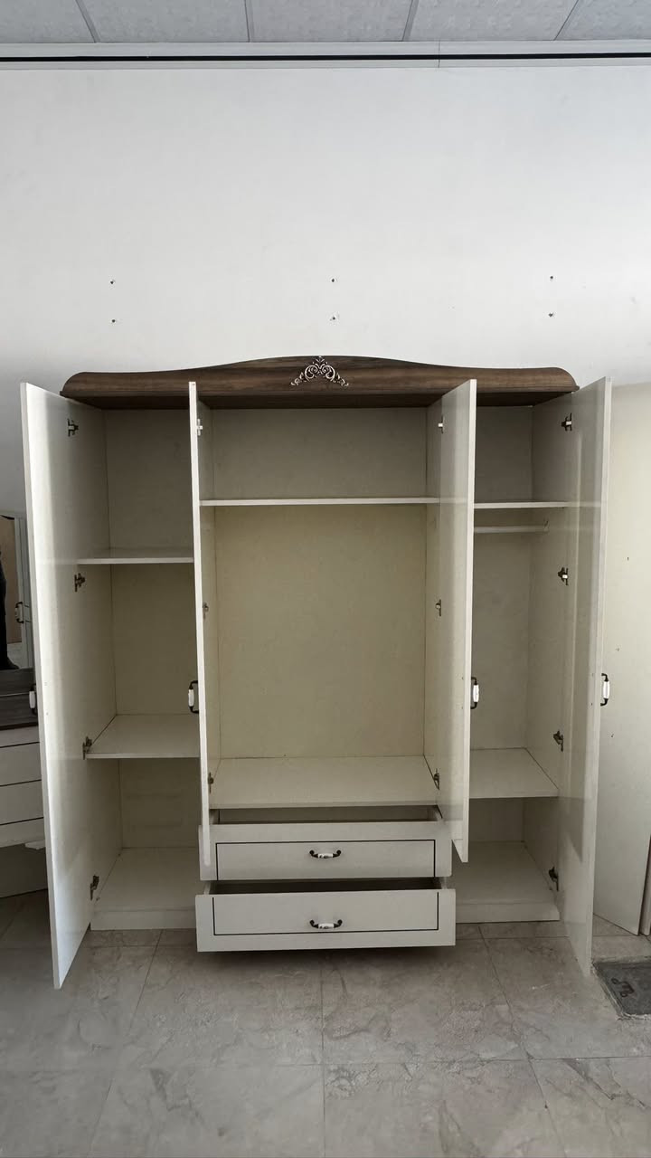 غرفه شبابي كلاسك تخت عدد 2 السعر 675 الف مع شد ونقل
***********7
***********
