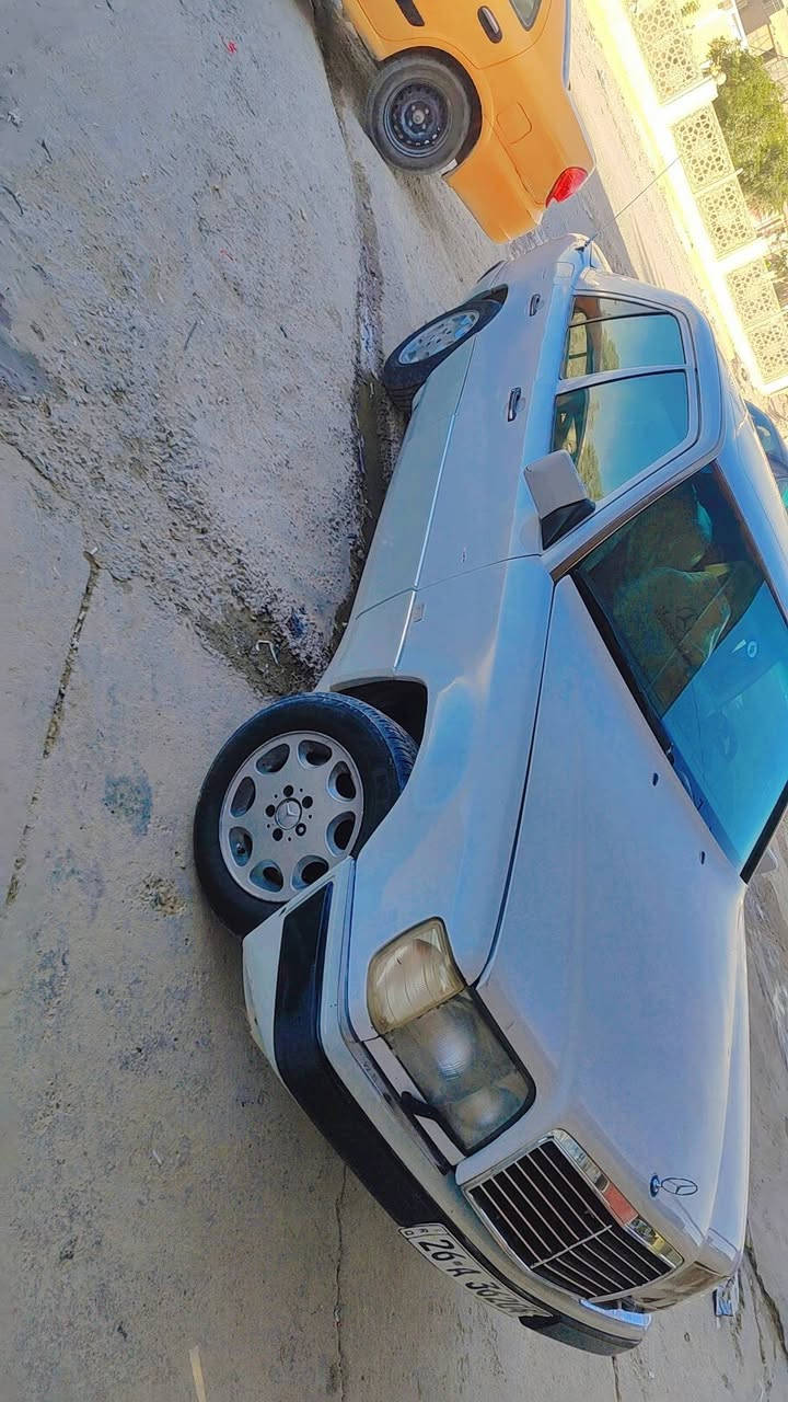 مرسيدس دب محدث بيبي شبح موديل 88 محرك بطه تبريد ثلج بسمي العنوان سامراء السعر 57 الشري يتصل ***********
