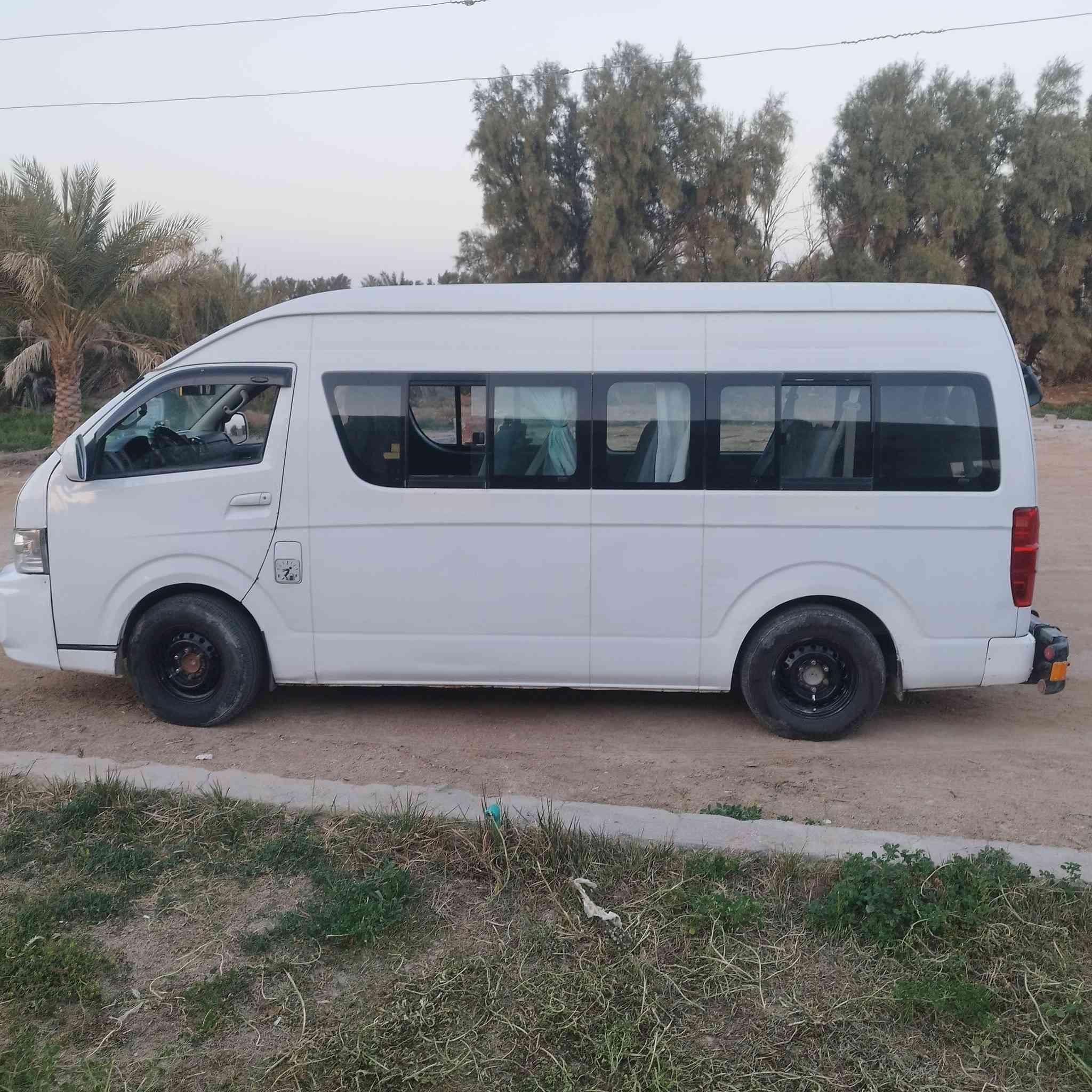 السلام عليكم جنبي 2015 مكفولة ما عده باب سائق.بارد  شبر  
رقم كربلاء جديد مكينه شرط تبريد كوستر  تحويره ستاركس التايرات سياره عشرط من خياس أو معجون دوير وضع شركه  
الرقم  لاستفسار ***********
