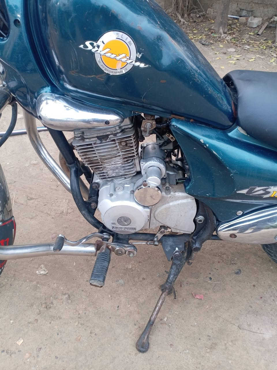 للبيع دايلم نضيف تايرات زوج جديد كله شغال عله ابلادي السعر 550 وبي مجال مكان بلد هاتف ***********
