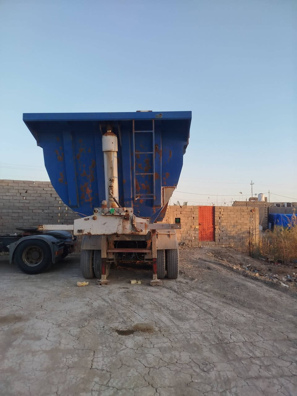عربانه المانيه البيع تخم تاير ***********
