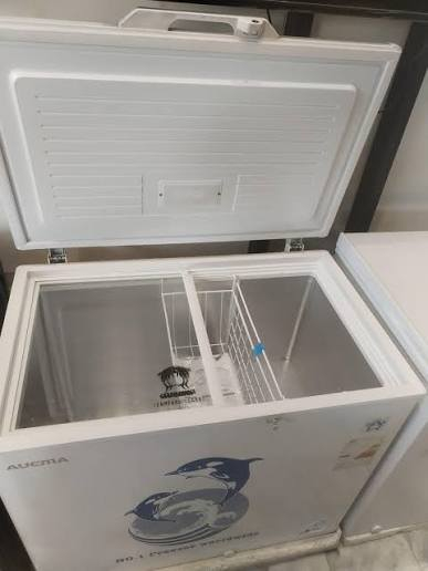 السلام عليكم ثلاجه للبيع صناعه تايلند ضمان عشر سنوات كبيره الحجم ماخذيها بمليون ونص نبيعها 550 البيع بسبب انتقال البيت جديد مع مجمده اوكما للاستفسار خاص


**إذا كنت صاحب هذا الإعلان وتريد حذفه لأي سبب، رجاءا أرسل رسالة إلى الدعم الفني**