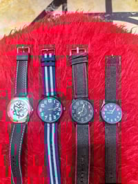 ساعات • جملة • اقل طلب ٥