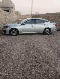 للبيع نيسان التما موديل 2023 رقم صلاح الدين معوقين بأسمي.. مواصفات الس...