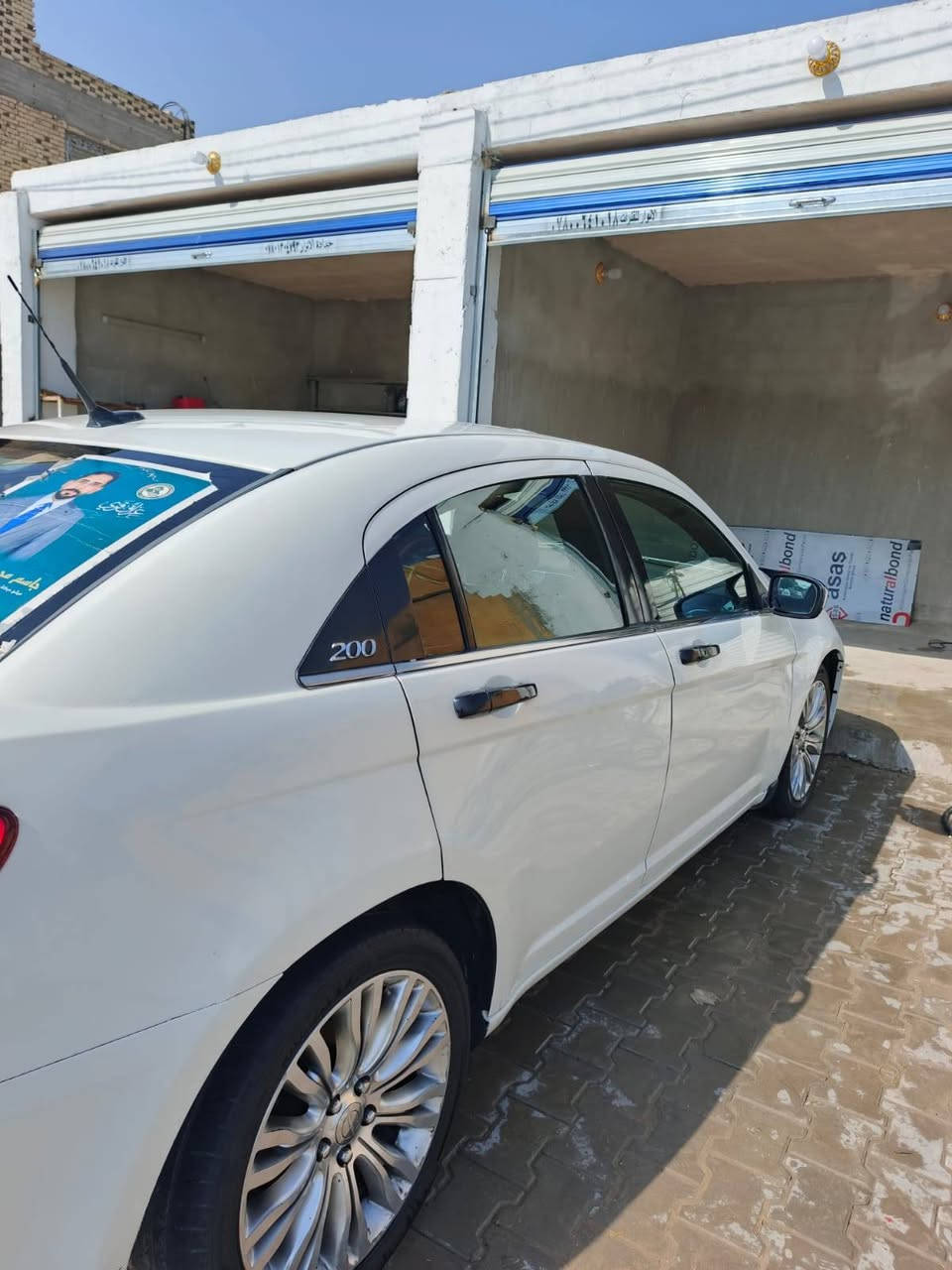 سلام عليكم السياره جاهزه مكينه كير حداديه بيهه ضربه بصيطه بل جاملغ ٠٣٦٠٠تبريد ع السويج تخم تاير   سي ٢٠٠.     ٢٠١١١الخلفي صوب العبري مصبوغه عام جماليه رقم بغداد بسمي مداور ثاني يوم 75وبيهه مجال تصال وبيك خير ودلل ***********
