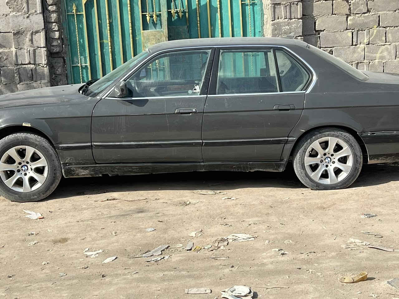 سلام عليكم  بيم ٧٣٥ سياره جديده معنه كلمه كهربايات كلها شغاله تبريد  سياره كلها بلاد كير ۶ـعاﺩيـﮯ"  رقم نكليزي جديد سنويه ل٣٠ تحويل مباشر  سعر ٤٥ وبيها مجال قليل  ترهم مراوس***********
