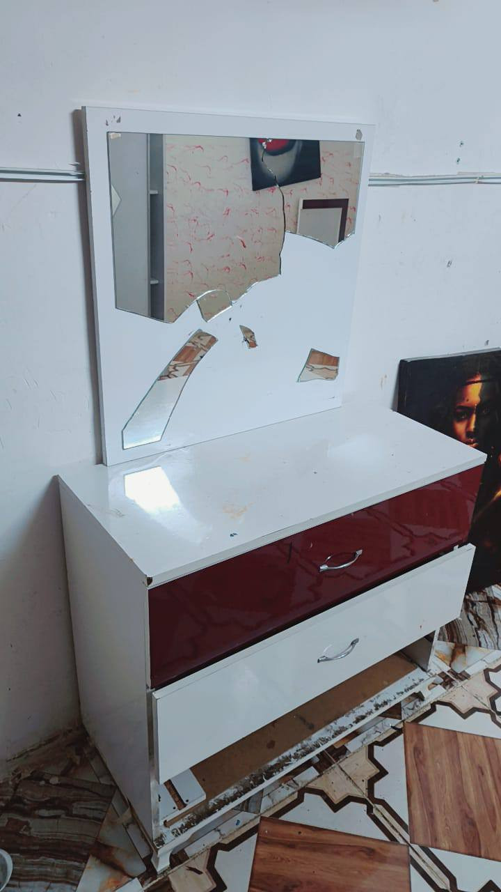 غرفة تركية خمس قطع للبيع
200 وبية مجال


**إذا كنت صاحب هذا الإعلان وتريد حذفه لأي سبب، رجاءا أرسل رسالة إلى الدعم الفني**