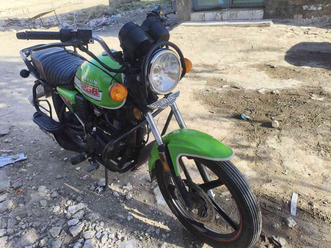 سلام عليكم ورحمة الله وبركاتة دراجه لبيع موديل 21 اوراق اصولي  كله شغال مكينه ميتين المكان بل الحله هاذه الرقم ***********
