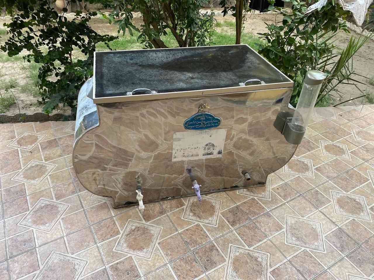 براد نضيف سعر ٣٠٠وبيه مجال
***********
