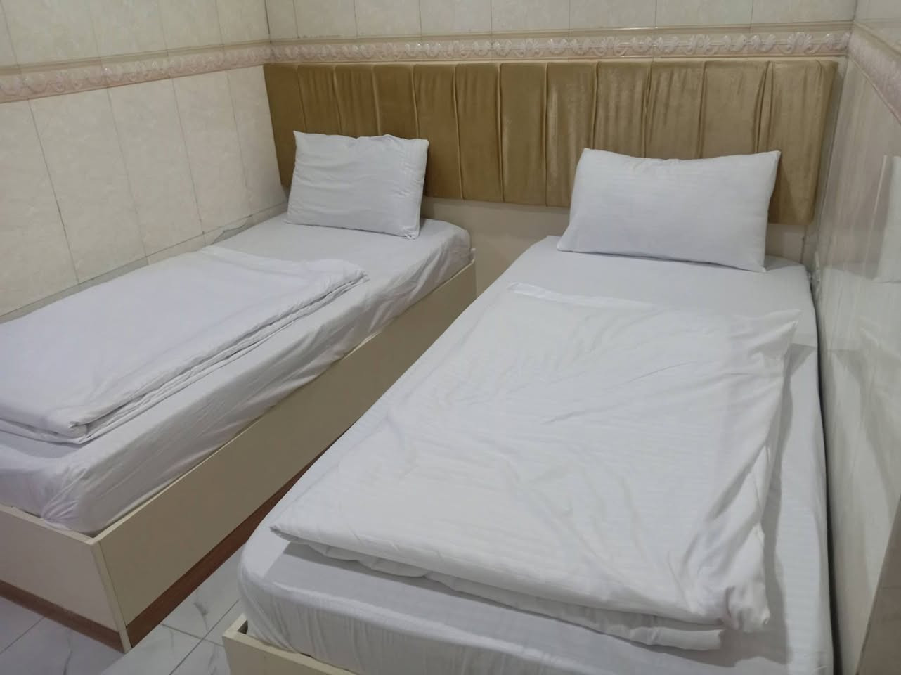 فندق رحاب المدينه
كربلاء سوق السلالمه
اهل الناصريه الكم خصم
***********
