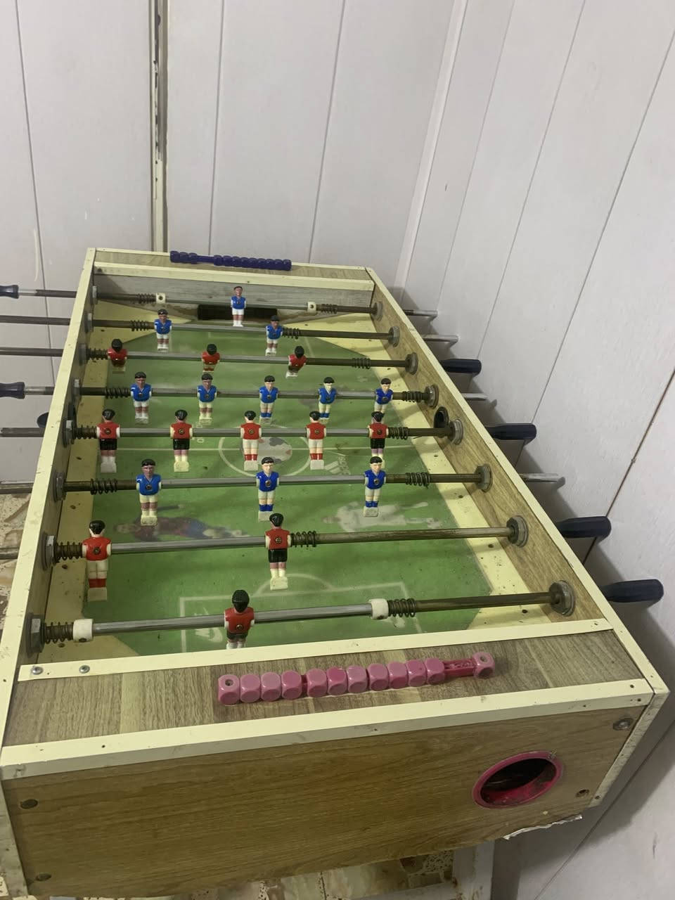 السلام عليكم فيشه للبيع مكان بغداد البلديات سعر ١٧٠ الف وبيها مجال قليل ***********
