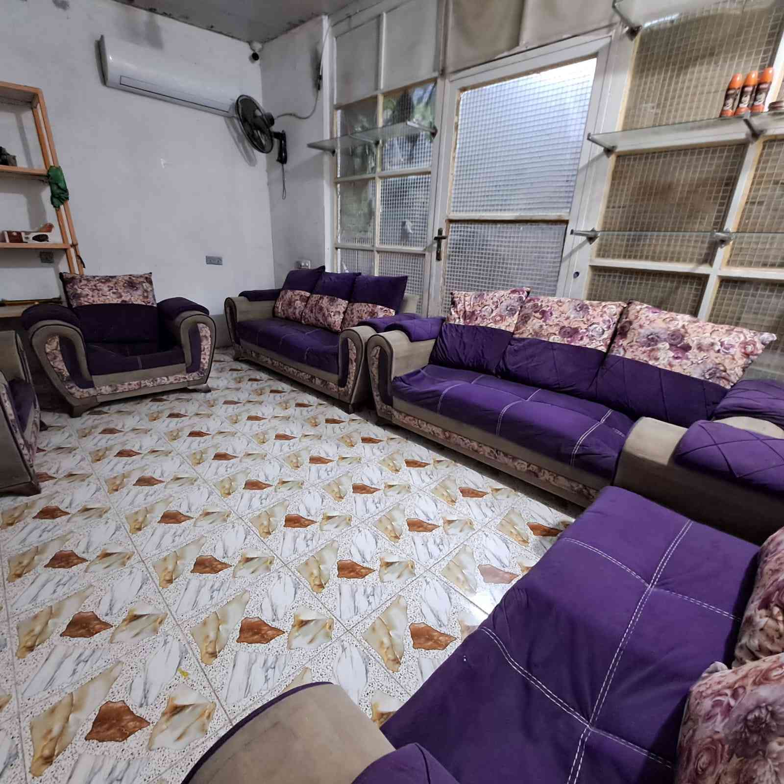 قنفات مستعملة للبيع للاستفسار التواصل على الخاص او الاتصال على الرقم : ***********
