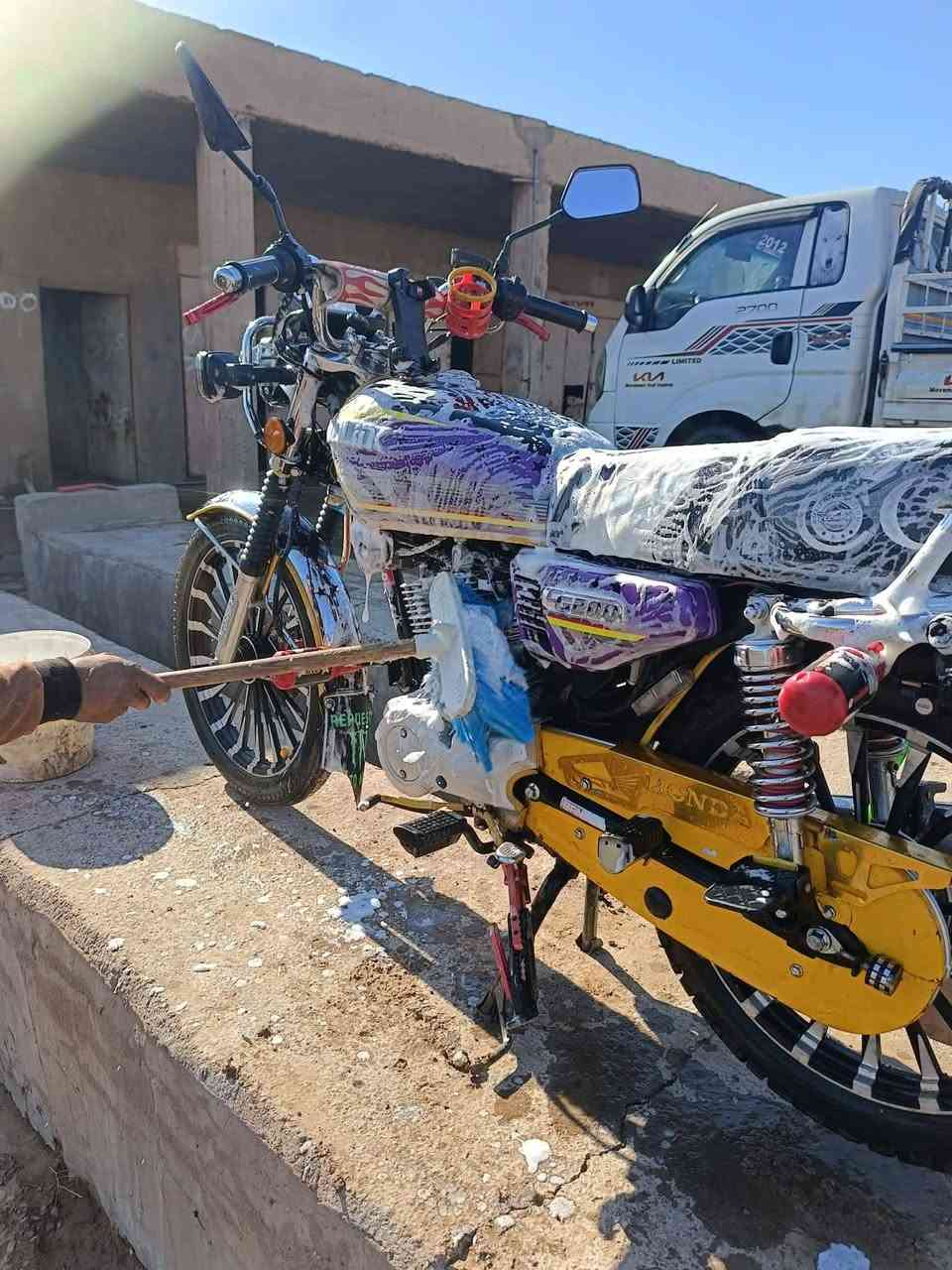 شباب السلام عليكم عندي مطار للبيع موديل 25 بضرر خفيف دشبون ماله محترق ماطور فول نظيف  ماطور فول نظيف فول مواصفات محرك ما ممدود عليه اصبانه *********** فقط واتساب
