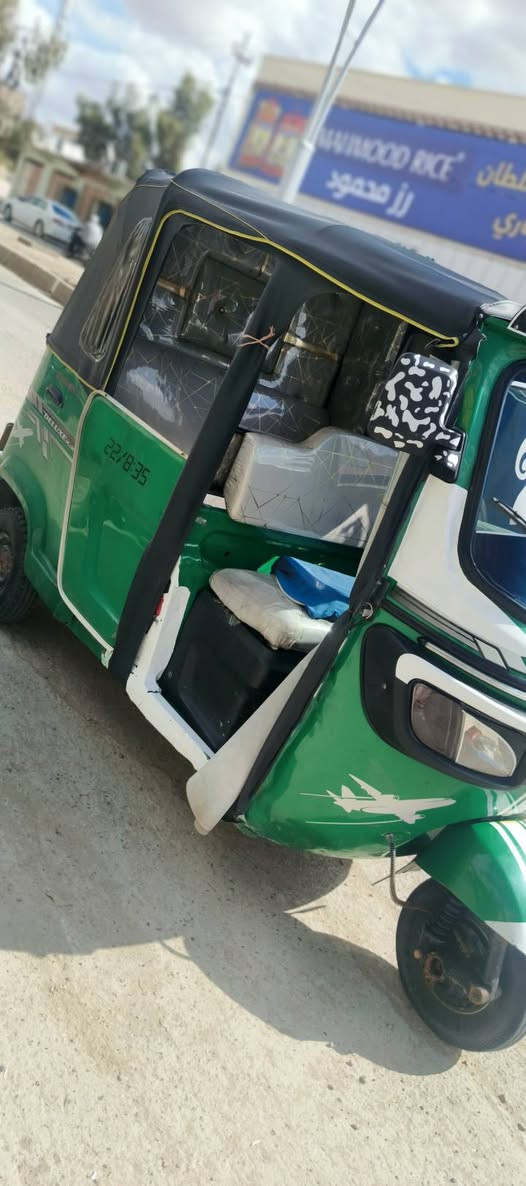 للبيع تكتك موديل 21 السعر 7 ونص وبيه مجال تحويل مباشر تجي وتشوف بعينك الاستفسار
***********
