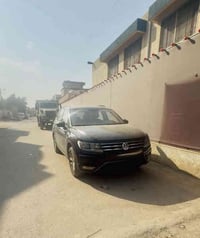 سياره فلكسواكن تيغوان موديل 2020 رادار امامي  رادار خلفي  توقف ذاتي  ش...