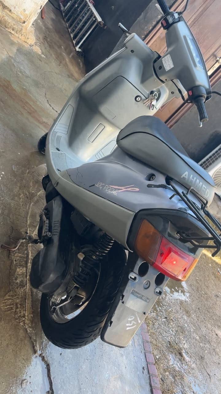 سلام عليكم ياماها لوك لوك كلشي بلادي محرك ما مفتوح صالصنه بلادي كابريتر بلادي كفرات بلادي كلشي بلادي ماطور لوك مابي اي عيب سعره 500 بي مجال رقم موبايل ***********
