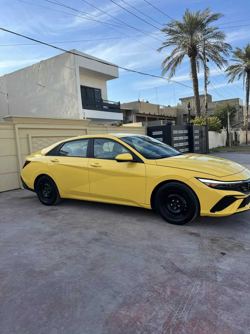 السلام عليكم
هونداي النترا 2024

رقم بغداد تكسي 

تحويل مباشر

بانزين + غاز 

وارد امريكي

حادثه جاملغ خلفي بسيط 

بدون دواخل بدون حوض بدون ايرباك 

ماشيه : 29 ميل

سيارة نظيفة جداً بوضع شركة 

كفاله حتى من شخط 

 المواصفات

محرك ٢٠٠٠ دوش

رادار أمامي 

رادار خلفي 

رادار جانبي 

اضوية زنون بلادي + لد نهاري

تحديد مسار 

مثبت سرعة 

توقف ذاتي 

مانع اصطدام 

شاشة تدعم ابل كار بليّ واندرويد 

كامره خلفية دوارة

حساس امامي 

حساس خلفي 

تحكم ستيرن جهتين

السعر: 177$ وبيه مجال بسيط

للاستفسار: ***********

مكان سيارة : بغداد حي التجار
