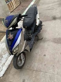 دراجه صيني للبيع اي عيب مابيه شغاله سعره ١٥٠وبي مجال قليل شراي اتصل عل...