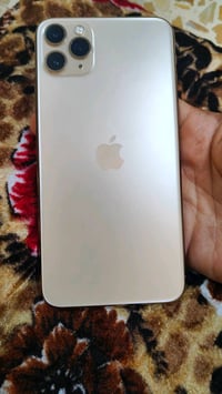 ايفون 11 برو ماكس  نموذج m بطاريه 88 مبدل شاشه اصليه  مدينه الصدر مقاب...