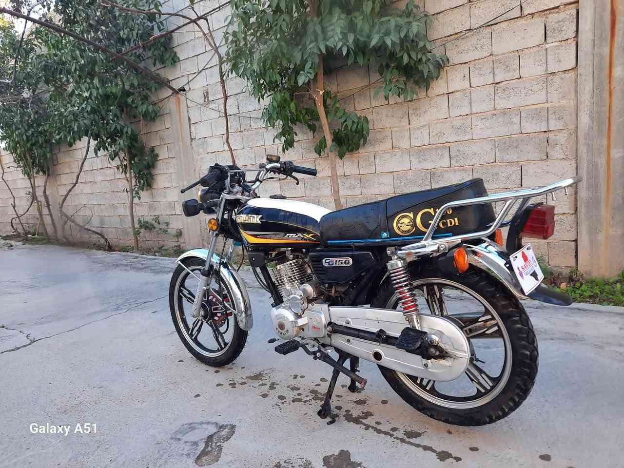 السلام عليكم دراجة سونك مديل ٢٢ بيه اوراق جاهزة السعر ٥٥٠ للإستفسار الاتصال 
***********
