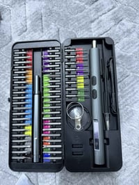 عدة • ٥٨قطعة