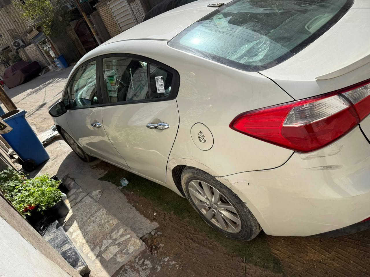 سلام عليكم للبيع فورتي 2015
88💵وبيها مجال حك الجية مستعجل ع البيع

كير محرك تبريد كهربائيات كلها شغالة و خير من الله

حادثها مال امريكا جانلغ عكس السايق بدون دواخل

 وبيها كم قطعة رش جمالية بدون حادث 

مكاني بغداد البلديات

شراي يتصل رقمي *********** بي واتساب
