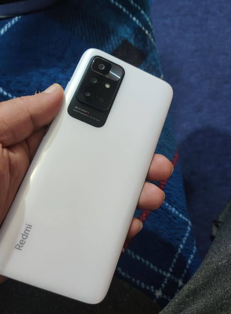 سلام عليكم
ريدمي نوت 11  4g

جهاز اخو جديد لوك كامل ملحقات بلاد

سماعات ستريو 

شاشه 90 هرتز 

ذاكره 128 عشوائي 6

بطاريته 5000 يعني الشحن انساا مع شاحنته ال ألصليه ويا 
مكاني حي ميسان 
سعر 130 الف مجال


**إذا كنت صاحب هذا الإعلان وتريد حذفه لأي سبب، رجاءا أرسل رسالة إلى الدعم الفني**