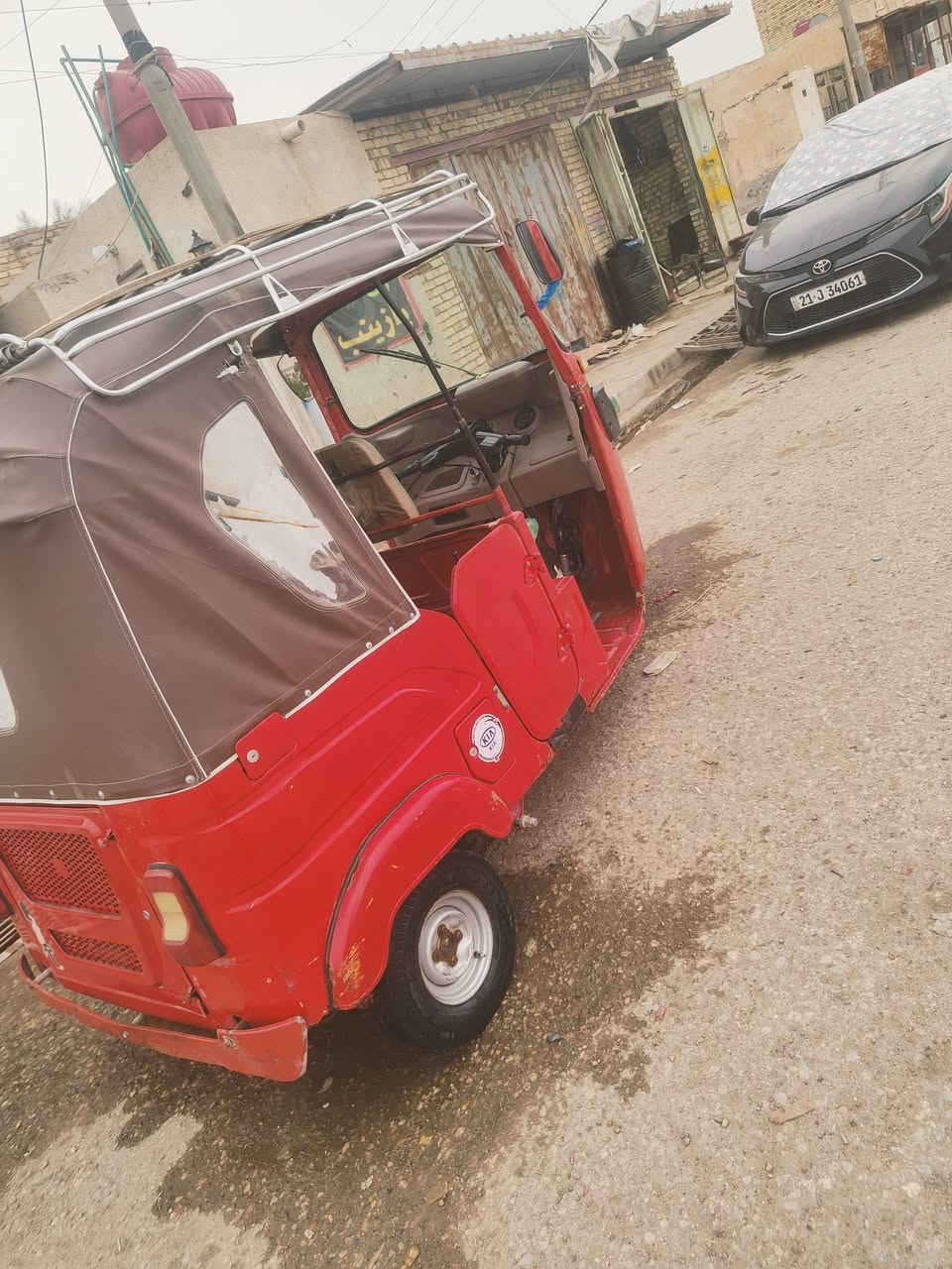 السلام عليكم تكتك للبيع موديل 21شهر 6  بيه طكه بصفحه وبلغد رقم وسنويه ولوحات نكليزي مكلف بنشر  ***********
