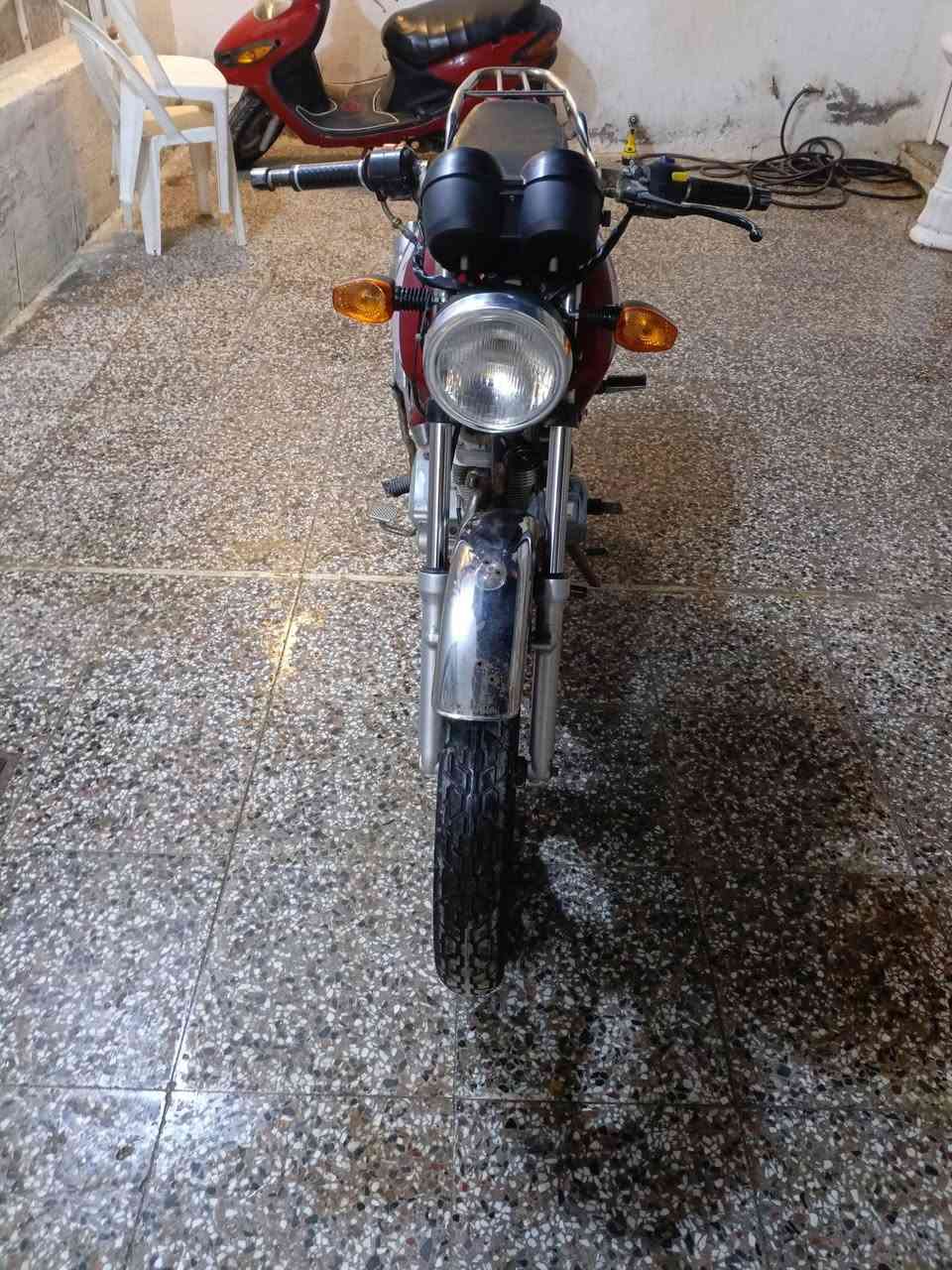 سلام عليكم دراجه جني وان للبيع
دراجه مكينه ما مفتوحه وشغاله سلف هندر الدراجه كهربائيات كلهه جديده ضفيره ملف كلشي جديد بس نقصه كفرات الاستفسار على الرقم ***********
