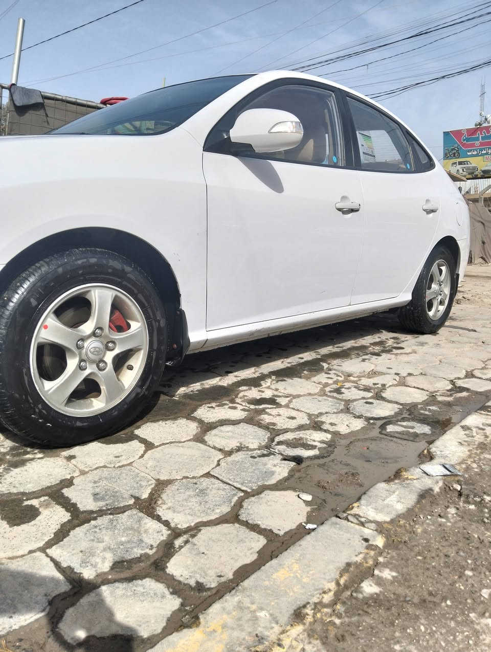 سلام عليكم
تمت إعادة النشر بسبب العودة الكاذبه 

للبيع فقط 

النترا موديل 2011 خليجي شركه العامه السيارات 
رقم بابل تحويل شرط

السيارة مكفوله صبغ تبديل بارد شرط 

مواصفات نص فول 

مكينه ماامفتوحه بلاد وضع شركه 

محرك 1600

كير تبريد مكفول 

السيارة ع يد واحدة من 2011 لحد الان 

مكاني كربلاء طوريج 

***********
